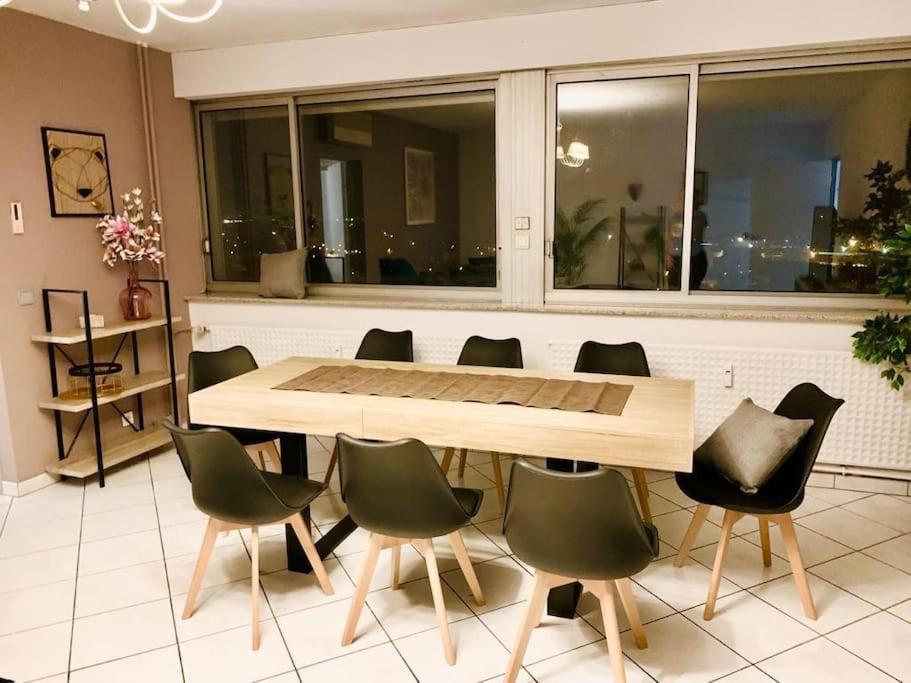 Apartment Tour De L'europe, En Plein Centre Avec Parking. Mülhausen
